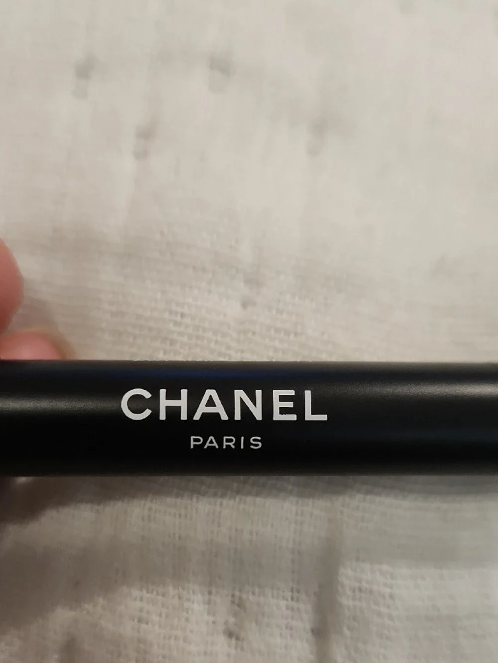 CHANEL LE ROUGE JUMBO LONGWEAR MATTE LUP CRAYON.